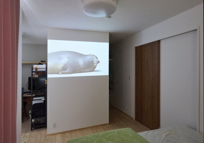 照明付きプロジェクター