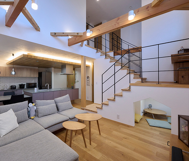 人気商品カタログプレゼント！彩ハウスの住まいが誇る性能・機能＆ライフスタイル別の理想の住まいがよくわかる