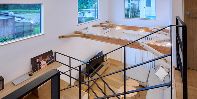 【北本市】間接照明が魅せる開放感抜群のLDK　遊び心を盛り込んだ家