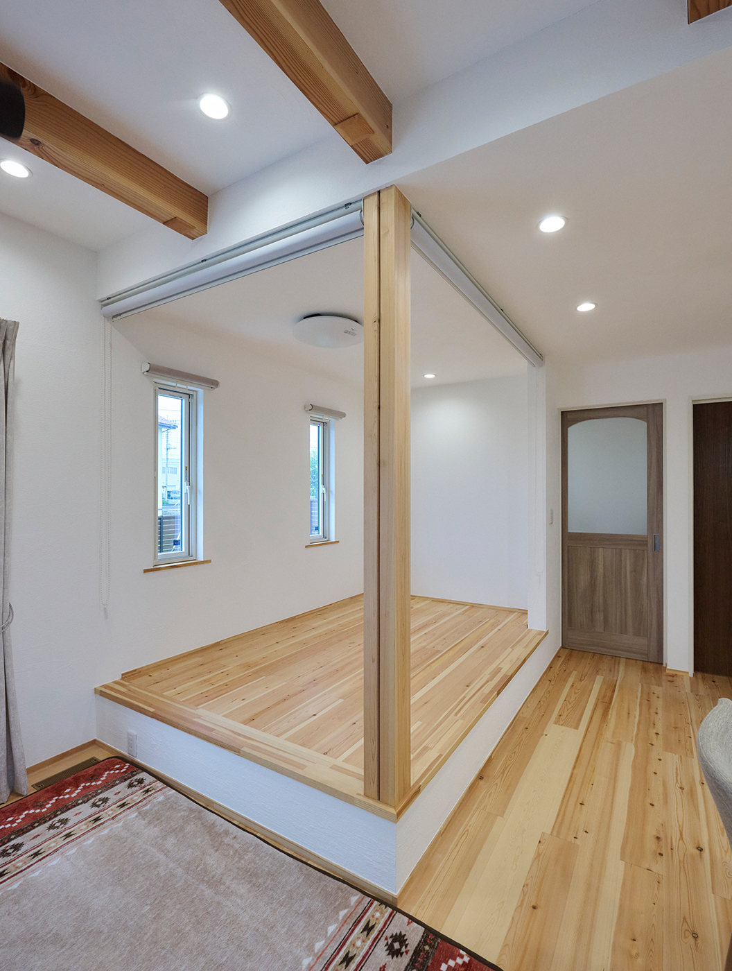 休息場所に、育児に大活躍の小上がりスペース