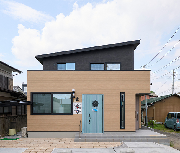人気商品カタログプレゼント！彩ハウスの住まいが誇る性能・機能＆ライフスタイル別の理想の住まいがよくわかる