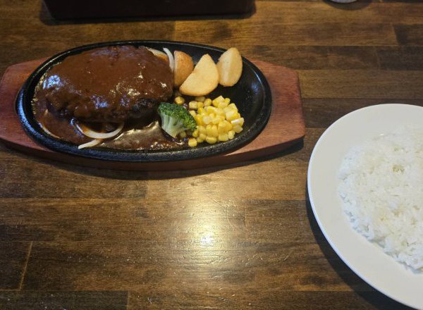 花園の「ステーキかな井」に行ってきました！